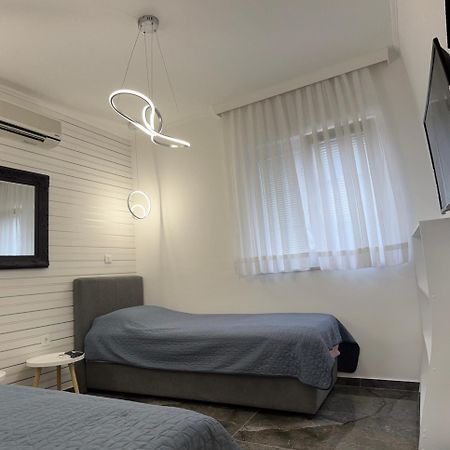 Apartments Brac Supetar Exterior photo