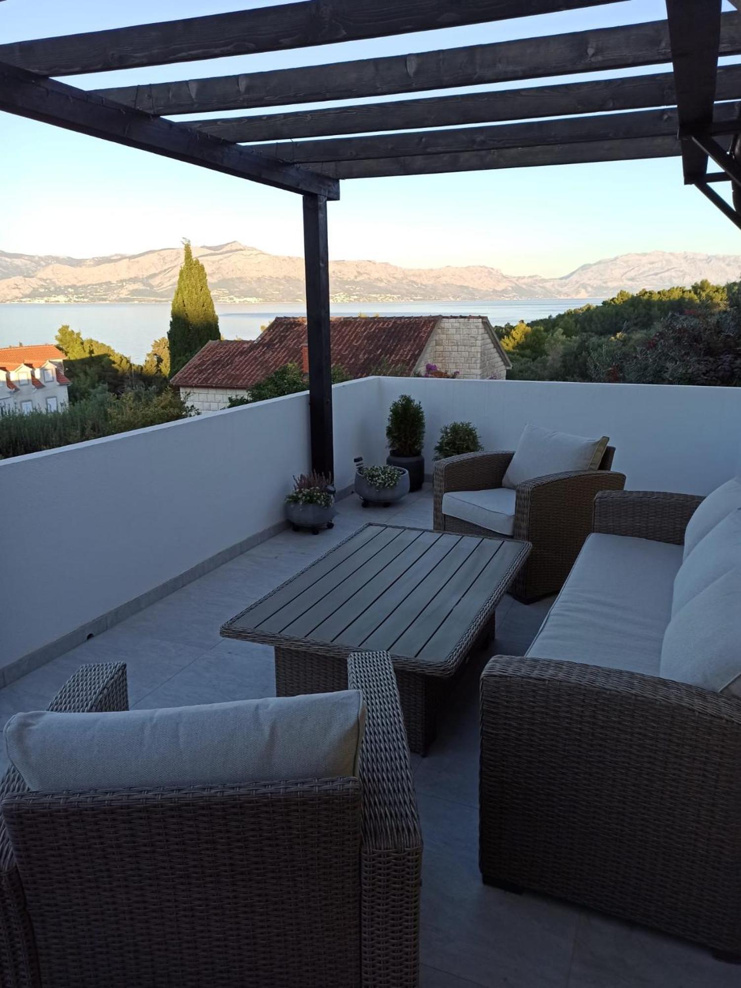 Apartments Brac Supetar Exterior photo